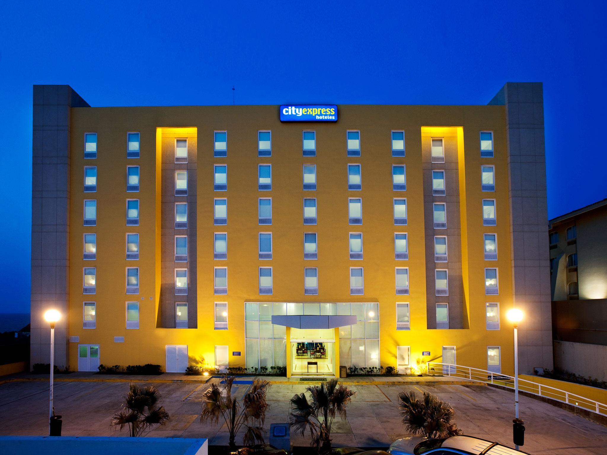 City Express By Marriott Veracruz Exterior photo